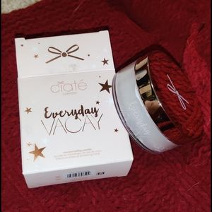 Ciaté London Everyday Vacay Coconut Setting Powder